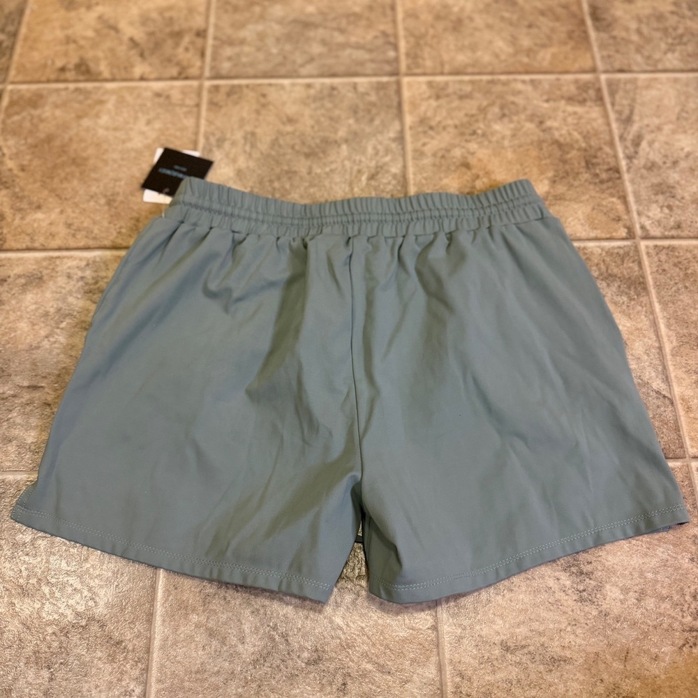 Cynthia Rowley Sage Green Activewear Shorts Drawstring Elastic Women Medium NWT - Picture 2 of 16